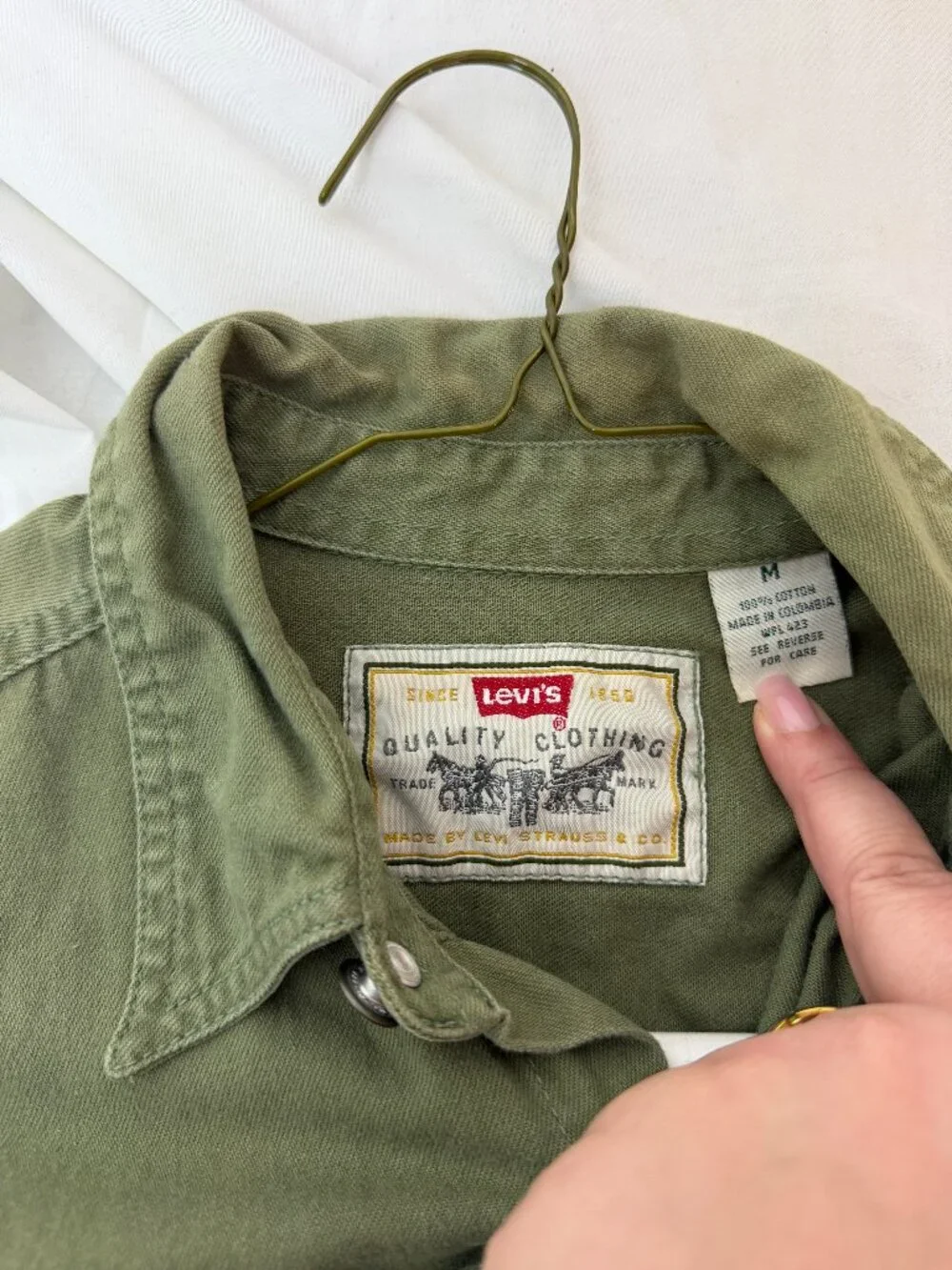 Levis excellent 100%